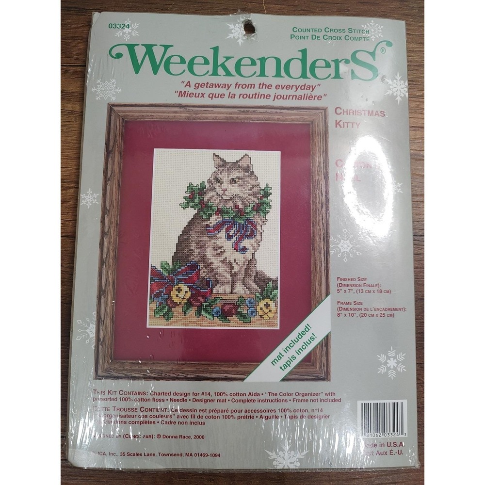Weekenders Counted Cross Stitch Kit Christmas Kitty # 03324 NIP A1